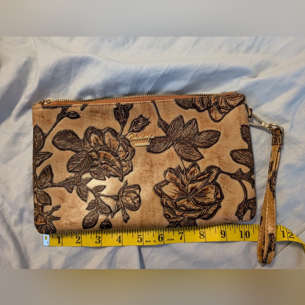 Embossed Leather bag by Cuoieria Fiorentina